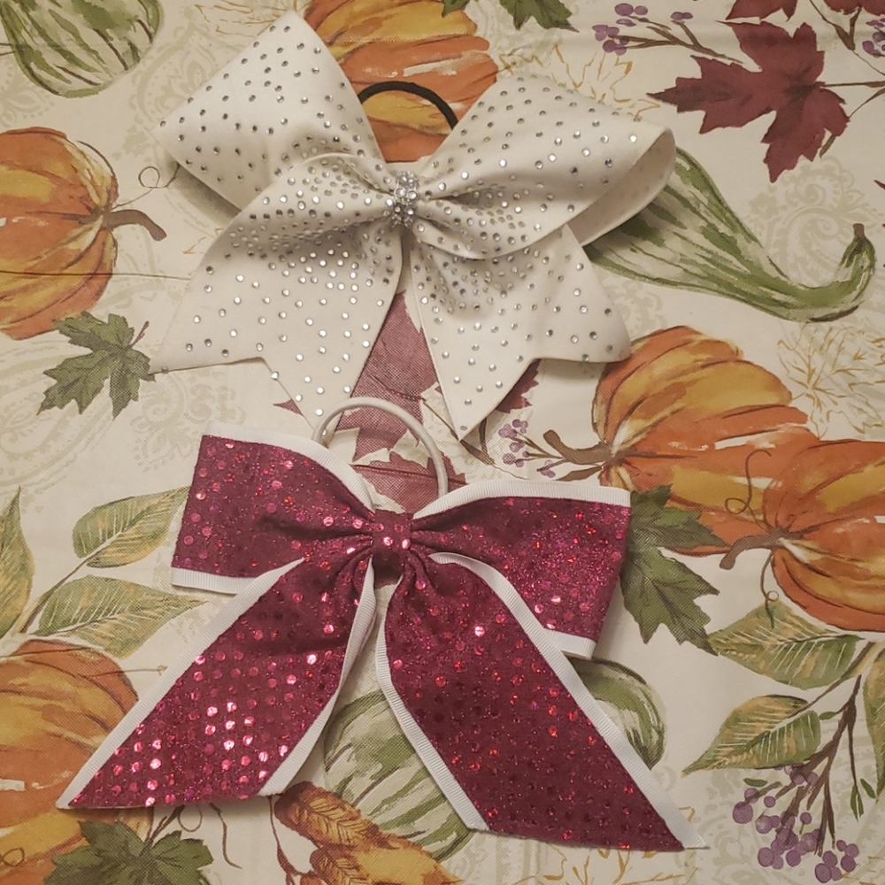 Sparkly cheerleading bow lot